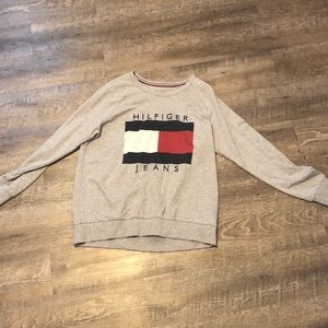 Grey long sleeve Tommy Hilfiger shirt